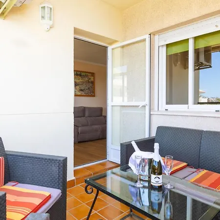 Apartamento El Pinillo 公寓 托雷莫利诺斯